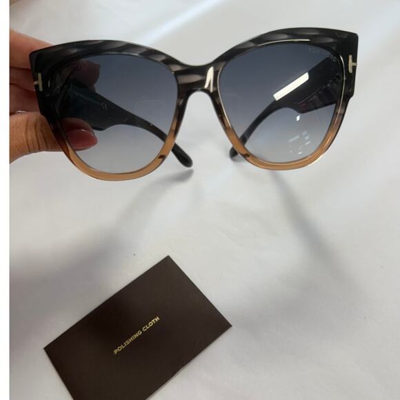 Tom Ford  Anoushka Sunglasses TF371 Melange Grey Peach - Picture 6 of 12
